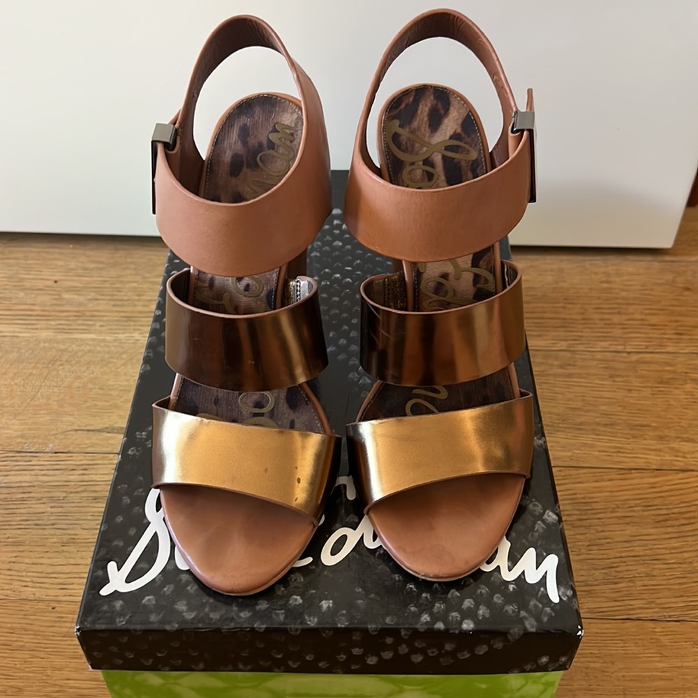 Pre-owned Sam Edelman saddle heels great for any event occasion and any outfit